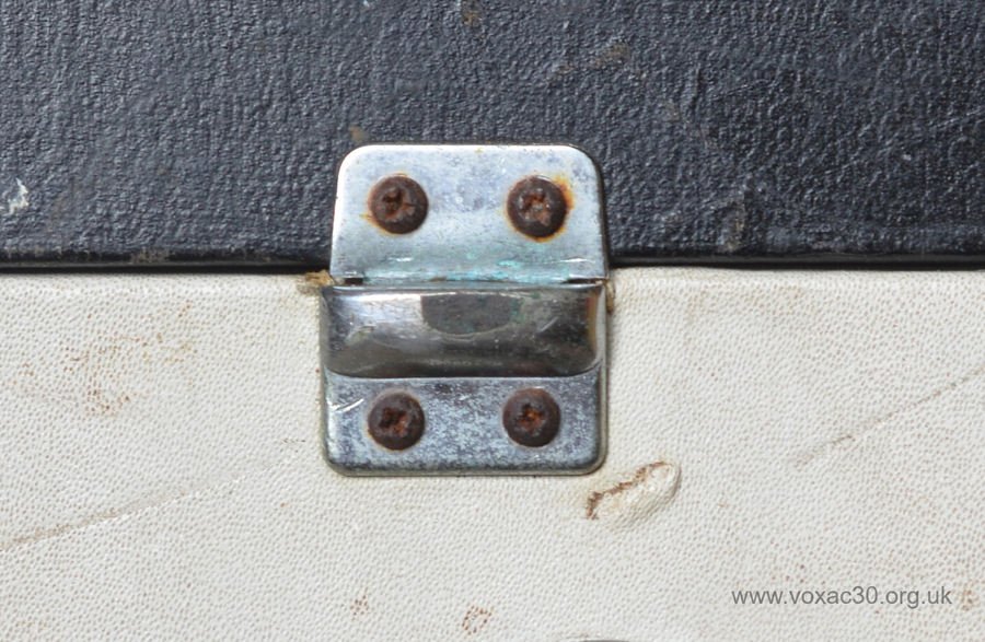 Vox Continental, mid 1963, latches made by Wilkes Berger Engineering